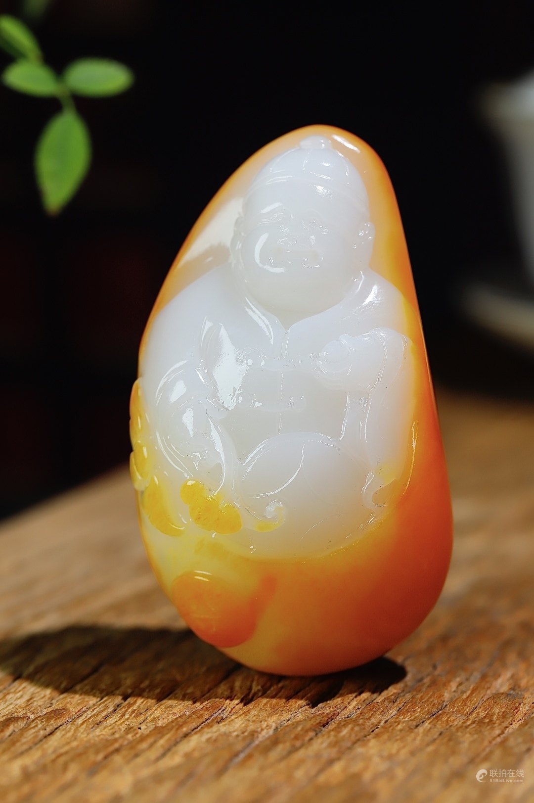 财神和田玉籽料手把件
