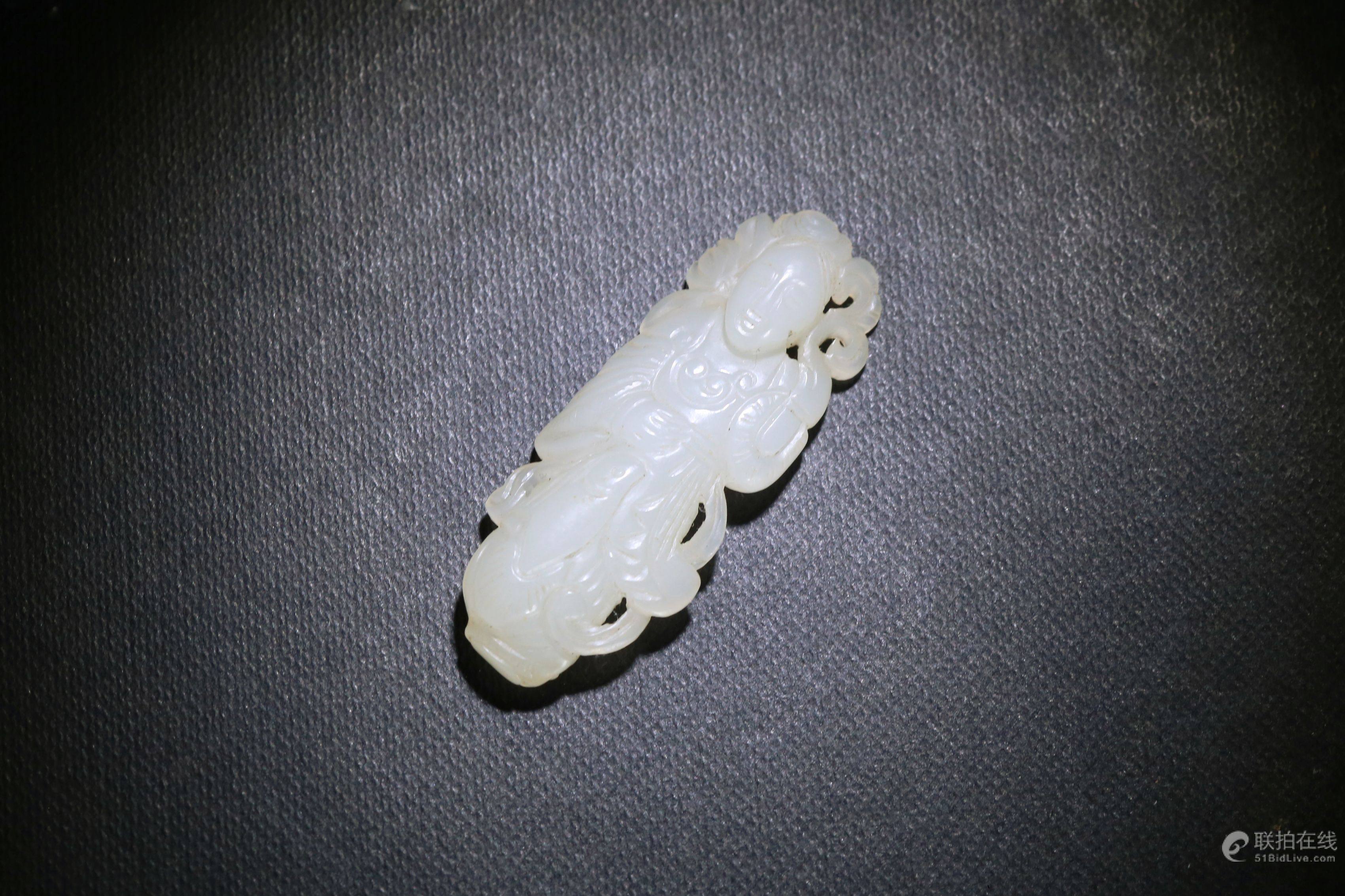 清 白玉觀音