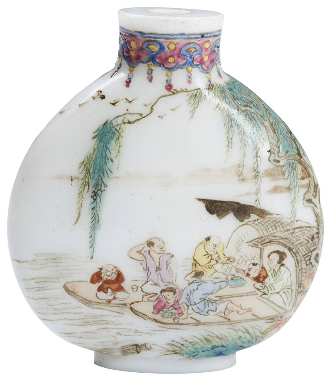 A FAMILLE ROSE ENAMEL GLASS SNUFF BOTTLE IMPERIAL WORKSHOPS, QIANLONG SEAL MARK IN IRON-RED AND OF