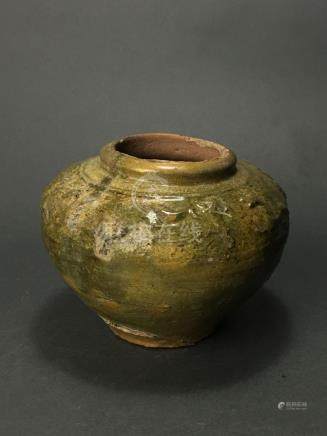 Ancient Chinese Jar 漢綠釉罐