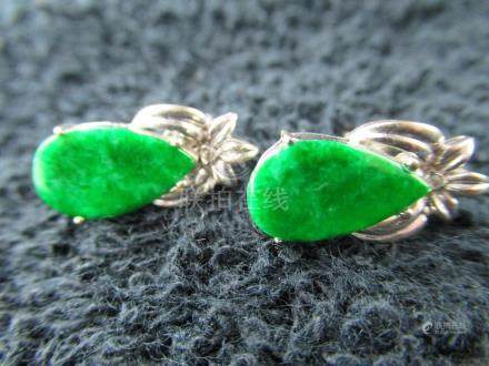 Natural Green Jadeite Earring