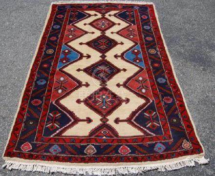 HAND WOVEN UNIQUE DESIGN PERSIAN KOLIYAEE RUG