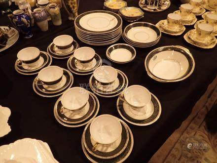  Japanese made in occupied Japan tea and dinner service probably Noritake 37 pieces