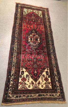 PERSIAN ANTIQUE HERIZ SERAPI RUNNER – 3.8 x 9.4 - 80+ YRS OL