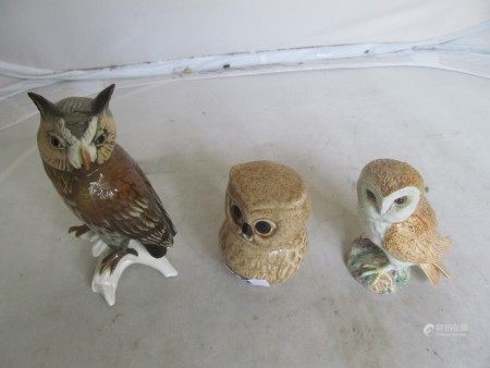 A Beswick owl and other owls