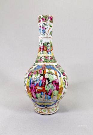 A Nice Chinese Qing Dynasty Rose Medallion Vase