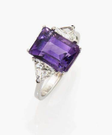 An eternity ring with an amethyst and diamonds - Germany, 20