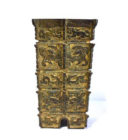  A Tall Chinese Bronze Alloy Ritual Shaped Vase Cast with Corner Flanges, the Four Sides Divided into Nine Section, 20th C.,
    
  