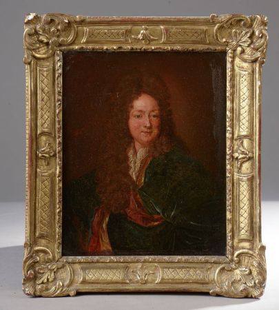 D'après Hyacinthe RIGAUD.Portrait d'homme au manteau de velours bleu.Huile sur panneau parqueté