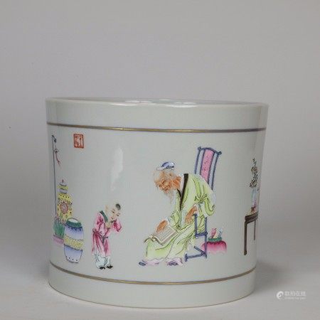 清雍正粉彩童子笔筒