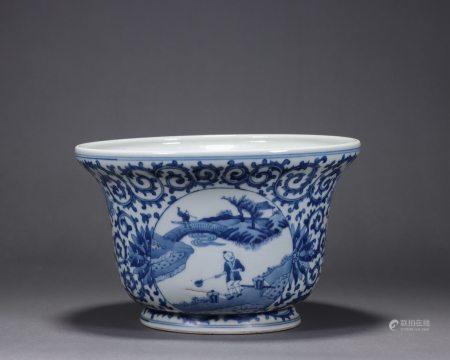 Blue and white wrapped branch lotus open light character basin 青花缠枝莲开光人物盆