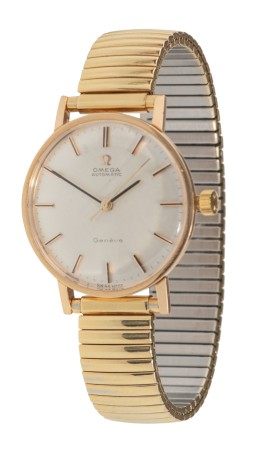 An 18ct yellow gold Omega lady's wristwatch, Gen?ve, Swiss