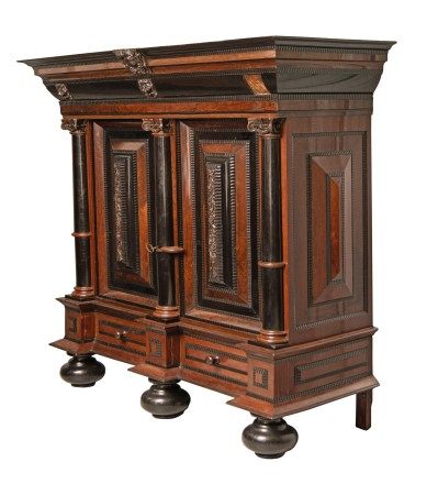 A large Dutch Baroque so-called 'Rankencast' or cupboard, H 200 - W 199,5 - D 80,5 cm