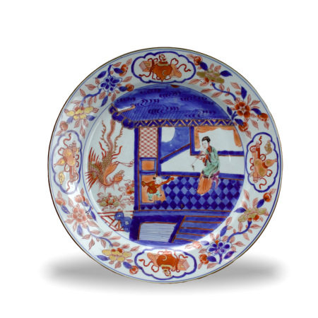 A 'Verte Imari' Dish, Kangxi Period, Qing Dynasty清康熙 伊万里烧仕女婴戏图盘