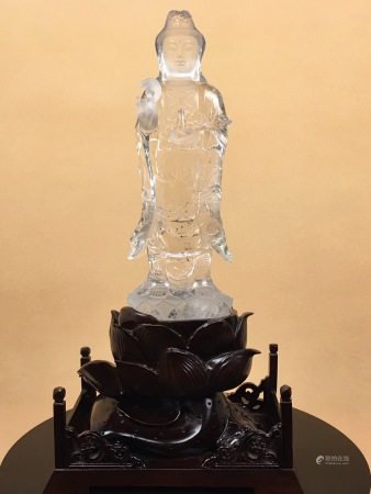 天然白水晶观音菩萨摆件