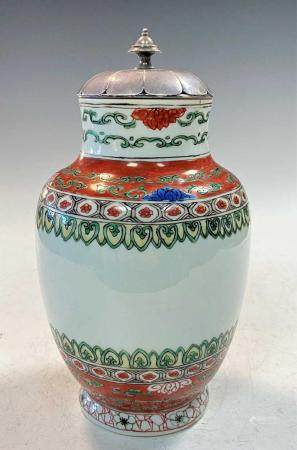 A Chinese famille verte porcelain shouldered ovoid vase, Kangxi period,