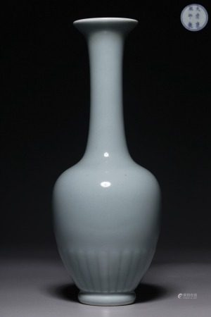 CELADON GLAZED AND IMPRESSED LAPPET BAND PATTERNED LONG NECK VASE