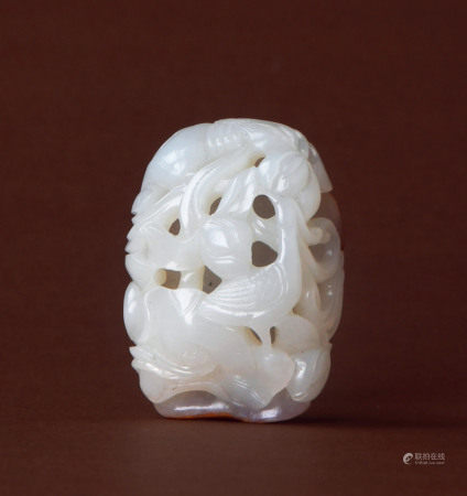 清 白玉红皮一路连科挂件