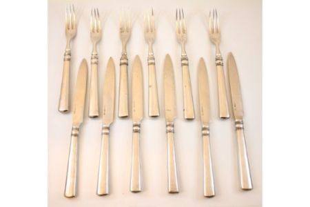 A set of six Chinese silver fruit knives and forks, early 20th century, with double grooved collar