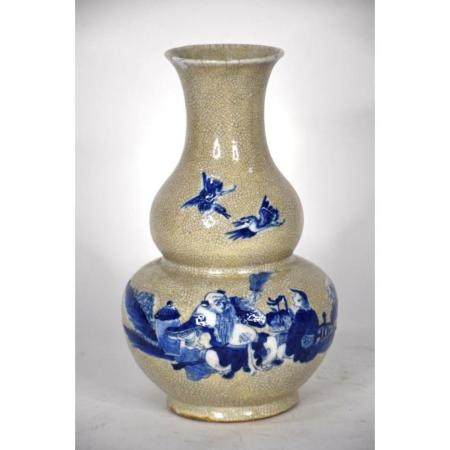 A Chinese gourd shaped crackled glazed vase. H 32cm, W 18cm