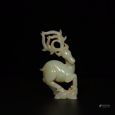 旧藏清代老和田玉【玉鹿】摆件