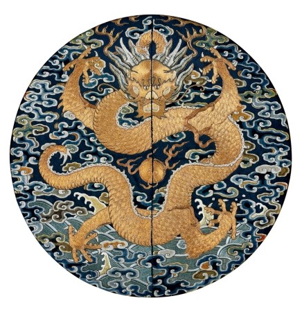 清乾隆 彩绣盘金正龙纹圆补