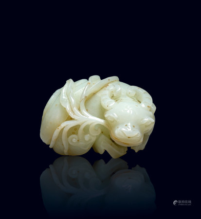 清 白玉卧牛把件