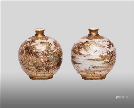 版锦山作山水纹小花瓶一对