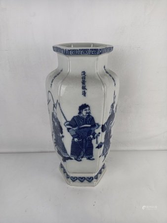 青花人物六角瓶H37
