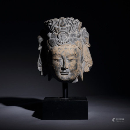 石雕仏頭