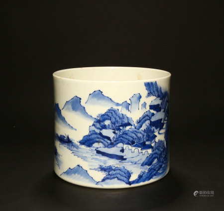 清青花山水笔筒