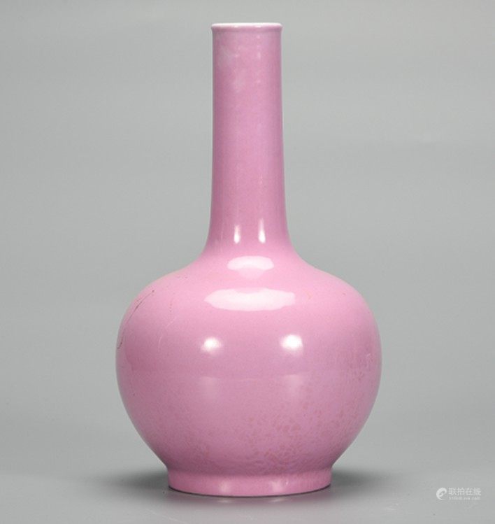粉色釉天球瓶